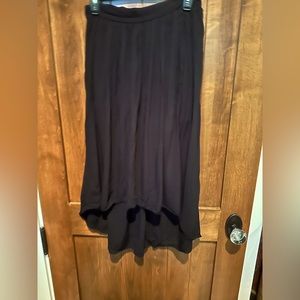 Black high/low skirt